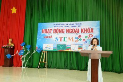 Hoạt động Ngoại khóa – Chủ đề STEM Tổ Hóa – Sinh, Vật lí – CN